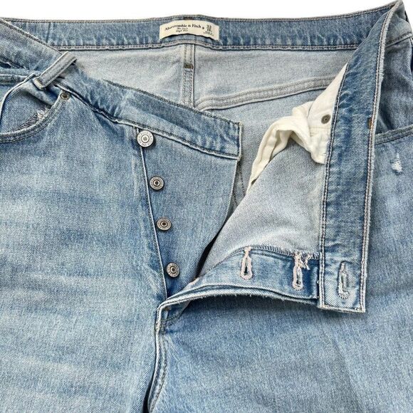 Abercrombie & Fitch The Dad High Rise Crossover Button Fly Jeans Size 33 - Picture 3 of 9